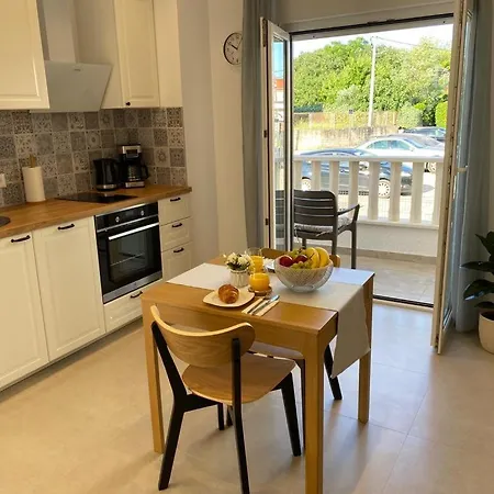 Josipa Appartement *