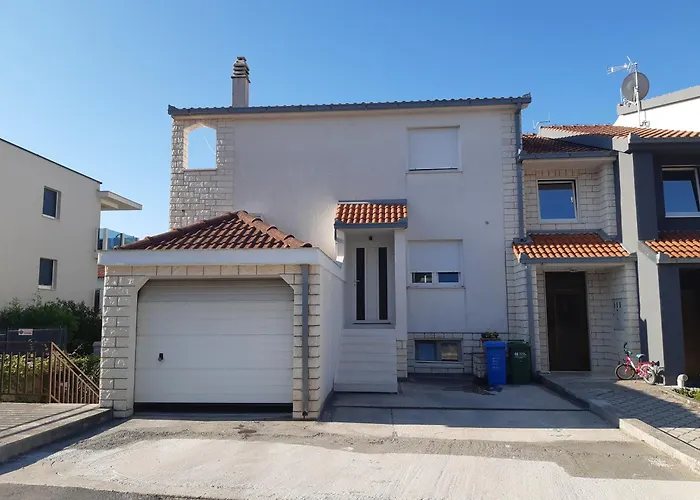 Josipa * Трогир